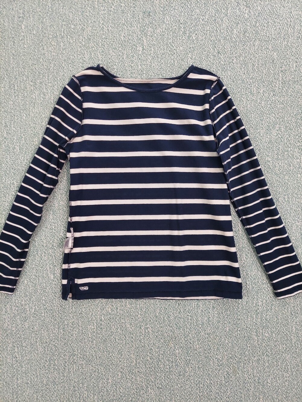 Vineyard Vines Navy and White Striped Long Sleeve Top, Wmns M - Picture 6 of 9